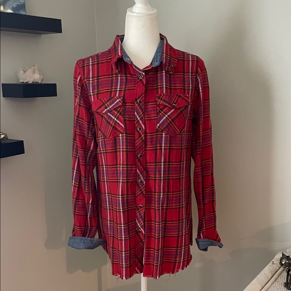 Tasha Polizzi Red Plaid Snap-Up Shirt M